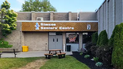 Simcoe Seniors Centre entrance