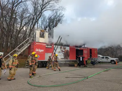  Mobile Live Fire Training Unit and firefighters training 